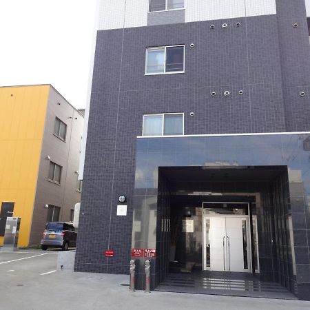 ようこそ札幌へ! 大通公園まで地下鉄10分 定員6名 Firetv完備 1階はセコマ Apartment Екстериор снимка