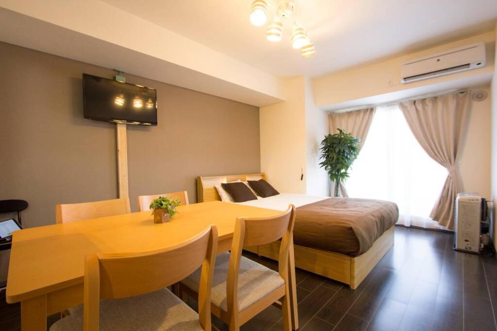 ようこそ札幌へ! 大通公園まで地下鉄10分 定員6名 Firetv完備 1階はセコマ Apartment Екстериор снимка