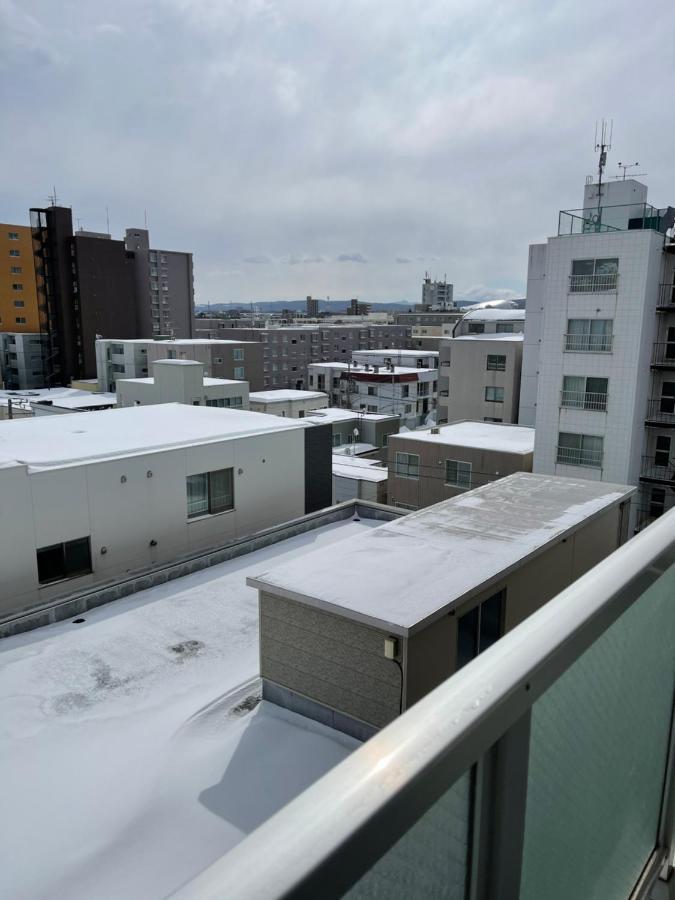 ようこそ札幌へ! 大通公園まで地下鉄10分 定員6名 Firetv完備 1階はセコマ Apartment Екстериор снимка
